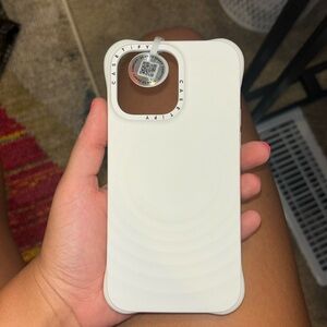 White iphone 14 pro max CASETIFY